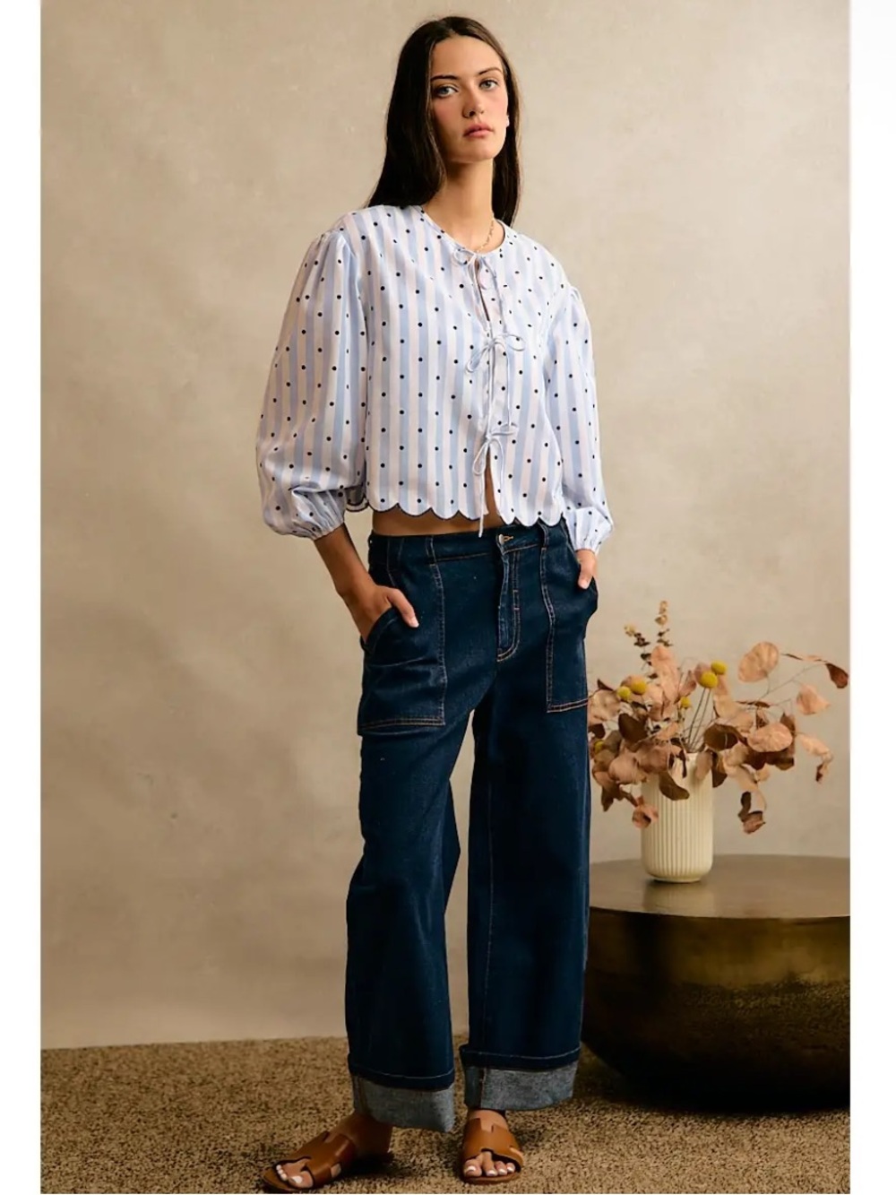335. Dark wash barrel style carpenter high rise denim